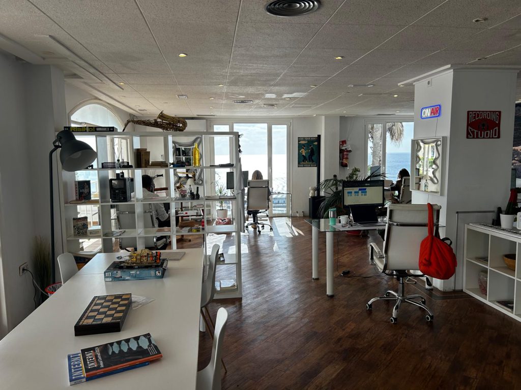 Inside 4